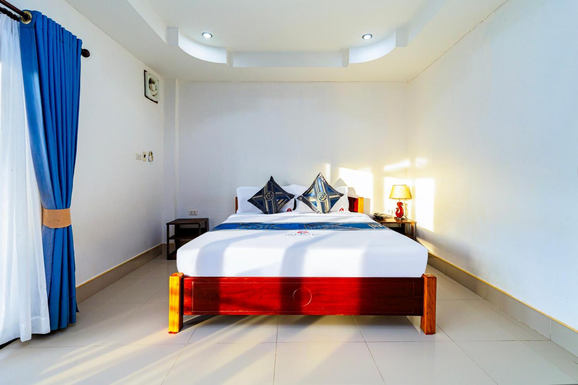 Lisha The Grand Riverside Hotel Vang Vieng Luaran gambar
